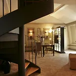 Отель Grand Visconti Palace Милан