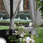 Отель Grand Visconti Palace Милан