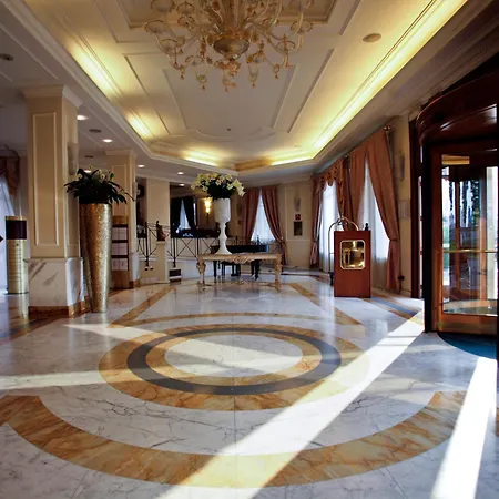 Szálloda Grand Visconti Palace