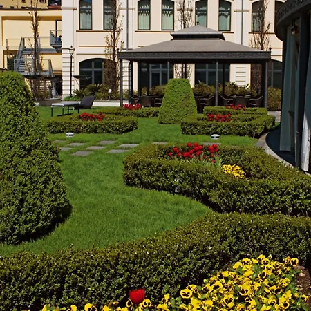 Grand Visconti Palace Hotel