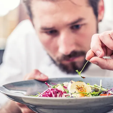 Hotel Grand Visconti Palace 4*